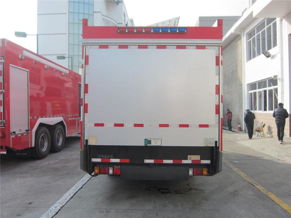 ISUZU Chassis 4x2 Drive 10 Ton Big Capacity 2 Seats Gas Supply Firefighting Truck