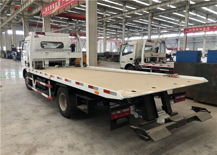 Hydraulic Control Flatbed Road Wrecker Truck 360 Rotation Angle ISO9001